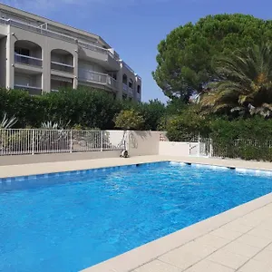 t2-bord-de-mer.fr-provencehotel.com/